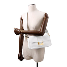 将图像加载到图库查看器中，FENDI Drawing bucket personalized color kit White8BR600 Linen
