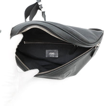 将图像加载到图库查看器中，FENDI Logo Crossbody Bag Black7VA562 Leather
