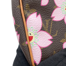 将图像加载到图库查看器中，LOUIS VUITTON Pochette Accessoires Brown/PinkM92006 Monogram Cherry Blossom
