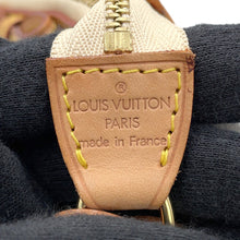 将图像加载到图库查看器中，LOUIS VUITTON Pochette Accessoires Brown/PinkM92006 Monogram Cherry Blossom

