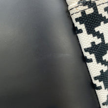 Load image into Gallery viewer, BALENCIAGA Navy Kabas White/Black339933 Canvas Leather Size S
