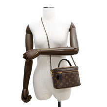 将图像加载到图库查看器中，LOUIS VUITTON Vanity NV NoirM45165 Monogram Monogram Reverse Canvas Size PM
