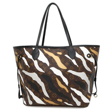 将图像加载到图库查看器中，LOUIS VUITTON Neverfull League of Legends Noir/Gold/SilverM45201 Monogram Size MM
