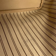 将图像加载到图库查看器中，LOUIS VUITTON Neverfull League of Legends Noir/Gold/SilverM45201 Monogram Size MM
