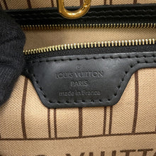 将图像加载到图库查看器中，LOUIS VUITTON Neverfull League of Legends Noir/Gold/SilverM45201 Monogram Size MM
