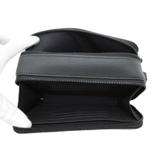 将图像加载到图库查看器中，LOUIS VUITTON Alpha Wearable Wallet NoirM59161 Grained Calf Leather LV Aerogram
