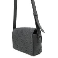 将图像加载到图库查看器中，LOUIS VUITTON Steamer Wearable Wallet NoirM81746 Monogram・Taurillon
