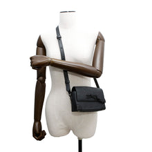 Load image into Gallery viewer, LOUIS VUITTON Steamer Wearable Wallet NoirM81746 Monogram・Taurillon
