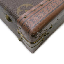 Load image into Gallery viewer, LOUIS VUITTON Cotteville BrownM21423 Monogram Size 45
