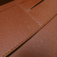 Load image into Gallery viewer, LOUIS VUITTON Cotteville BrownM21423 Monogram Size 45
