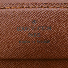 Load image into Gallery viewer, LOUIS VUITTON Cotteville BrownM21423 Monogram Size 45
