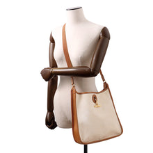 将图像加载到图库查看器中，HERMES Vespa Gold Toile H Leather
