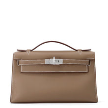 将图像加载到图库查看器中，HERMES PochetteKelly Etoupe Swift Leather
