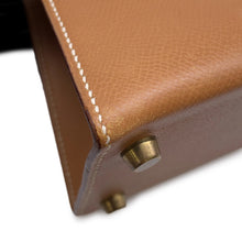 将图像加载到图库查看器中，HERMES Mini Kelly Natural Courchevel
