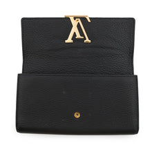 Load image into Gallery viewer, LOUIS VUITTON Portefeuille Capucine NoirM62556 Taurillon Leather
