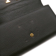 Load image into Gallery viewer, LOUIS VUITTON Portefeuille Capucine NoirM62556 Taurillon Leather
