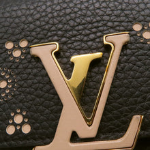 Load image into Gallery viewer, LOUIS VUITTON Portefeuille Capucine NoirM62556 Taurillon Leather
