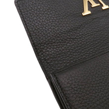 Load image into Gallery viewer, LOUIS VUITTON Portefeuille Capucine NoirM62556 Taurillon Leather
