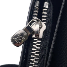 Load image into Gallery viewer, LOUIS VUITTON Portefeuille Brazza NoirM30501 Taiga Leather
