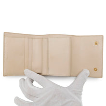 将图像加载到图库查看器中，CELINE Trifold Compact Wallet Beige10B573 Leather
