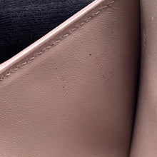 将图像加载到图库查看器中，CELINE Trifold Compact Wallet Light Pink Leather
