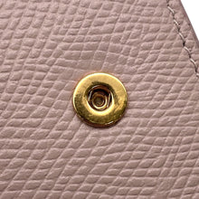 将图像加载到图库查看器中，CELINE Trifold Compact Wallet Light Pink Leather
