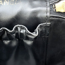 将图像加载到图库查看器中，CHANEL CC Logo Vertical Vanity BlackA01998 Caviar Leather
