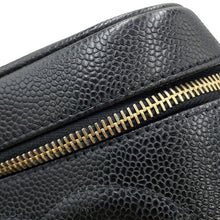 将图像加载到图库查看器中，CHANEL CC Logo Vertical Vanity BlackA01998 Caviar Leather
