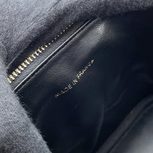 将图像加载到图库查看器中，CHANEL CC Logo Vertical Vanity BlackA01998 Caviar Leather
