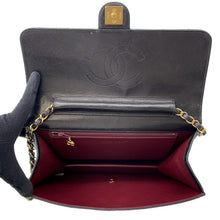 将图像加载到图库查看器中，CHANEL Pushlock ChainShoulder Bag BlackA03570 Lambskin
