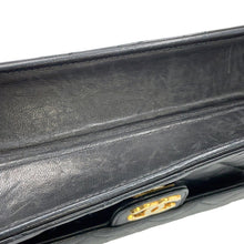 将图像加载到图库查看器中，CHANEL Pushlock ChainShoulder Bag BlackA03570 Lambskin
