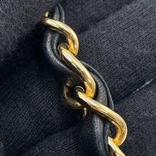 将图像加载到图库查看器中，CHANEL Pushlock ChainShoulder Bag BlackA03570 Lambskin
