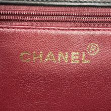 将图像加载到图库查看器中，CHANEL Pushlock ChainShoulder Bag BlackA03570 Lambskin
