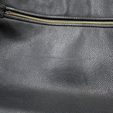 将图像加载到图库查看器中，CHANEL CC Logo Chain Travel Bag Black Caviar Leather
