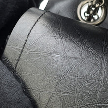 将图像加载到图库查看器中，CHANEL 2.55 Chain Shoulder Bag BlackA37590 Aged Calf Leather Size 25
