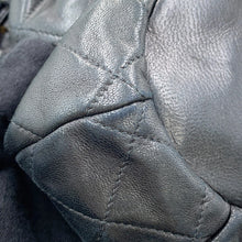 将图像加载到图库查看器中，CHANEL ChainDrawstring BagBag Black Lambskin
