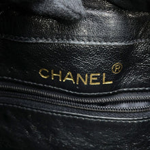 将图像加载到图库查看器中，CHANEL ChainDrawstring BagBag Black Lambskin

