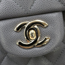 将图像加载到图库查看器中，CHANEL Matelasse Double Flap Chain Shoulder Bag GrayA01112 Caviar Leather Size 25
