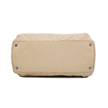 将图像加载到图库查看器中，CHANEL CC Logo Travel Bag Beige Leather
