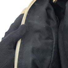 将图像加载到图库查看器中，CHANEL ★CC Logo Travel Bag Beige Leather
