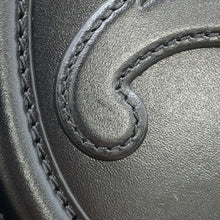 将图像加载到图库查看器中，CELINE Oval Purse Cuir Triomphe Shoulder Bag Black10I703 Leather
