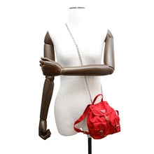 将图像加载到图库查看器中，PRADA Nylon Mini Backpack Red1BH029 Nylon Size Mini
