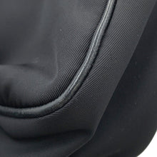 将图像加载到图库查看器中，PRADA Re-Edition 2005 Re-Nylon Shoulder Bag Black1BH204 Nylon
