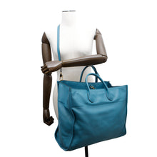将图像加载到图库查看器中，GUCCI Logo Large Tote Bag Light Blue674837 Leather
