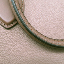 Load image into Gallery viewer, LOUIS VUITTON Omea Galet/BrownM55031 Monogram Mahina
