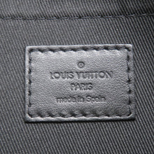 将图像加载到图库查看器中，LOUIS VUITTON Pochette to Go NoirM81570 Monogram Shadow
