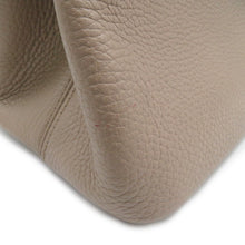 Load image into Gallery viewer, LOUIS VUITTON Capucines GaletM42253 Taurillon Leather Size MM
