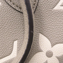 Load image into Gallery viewer, LOUIS VUITTON OnthegoEW Dub/CreamM23641 Monogram Empreinte Leather
