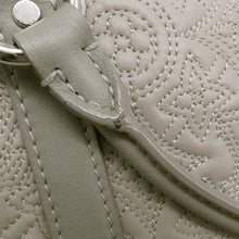 Load image into Gallery viewer, LOUIS VUITTON Ixia GryclairM97063 Monogram Antia Size MM
