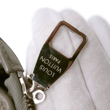 Load image into Gallery viewer, LOUIS VUITTON Ixia GryclairM97063 Monogram Antia Size MM
